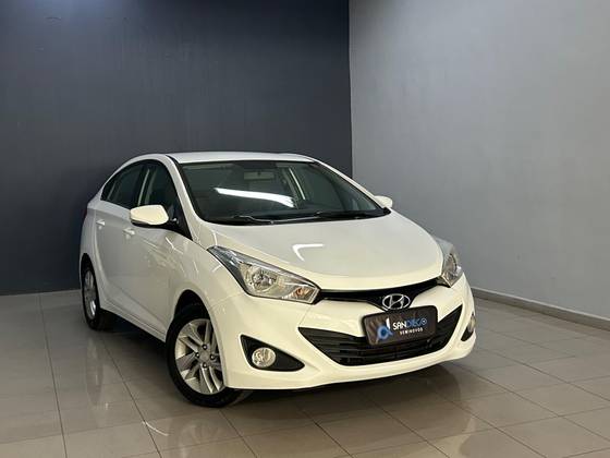 HYUNDAI HB20S 1.6 PREMIUM 16V FLEX 4P MANUAL HYUNDAI HB20S 1.6 PREMIUM 16V FLEX 4P MANUAL